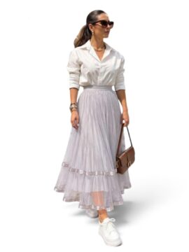 FI-VXL-2026-37 Falda Tull Con Detalle De Cinta Y Perlas Parte Inferior